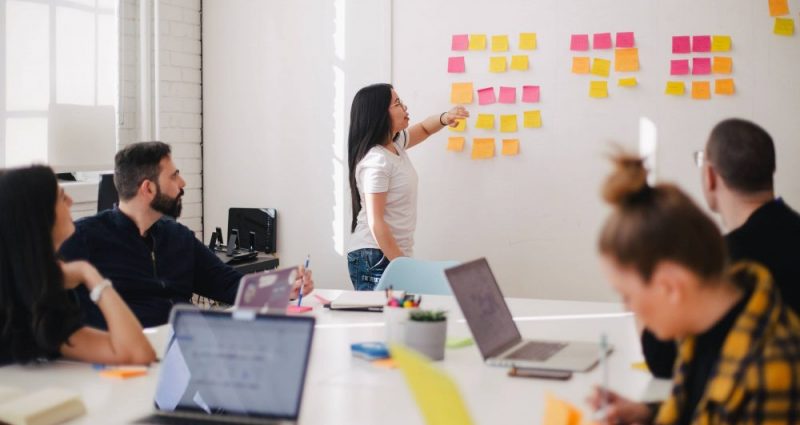 financial advisor vs. robo advisor vs. DIY investing